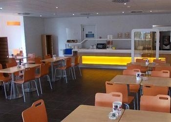Ibis Budget Hotel Leysin1