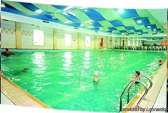 Chengde Qianyang Hotel3