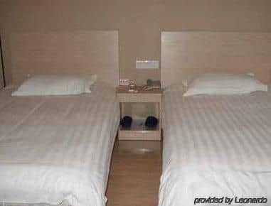 SUPER 8 HOTEL ZHENJIANG DING MAO QIAO SUPER 8 HOTEL ZHENJIANG DING MAO QIAO