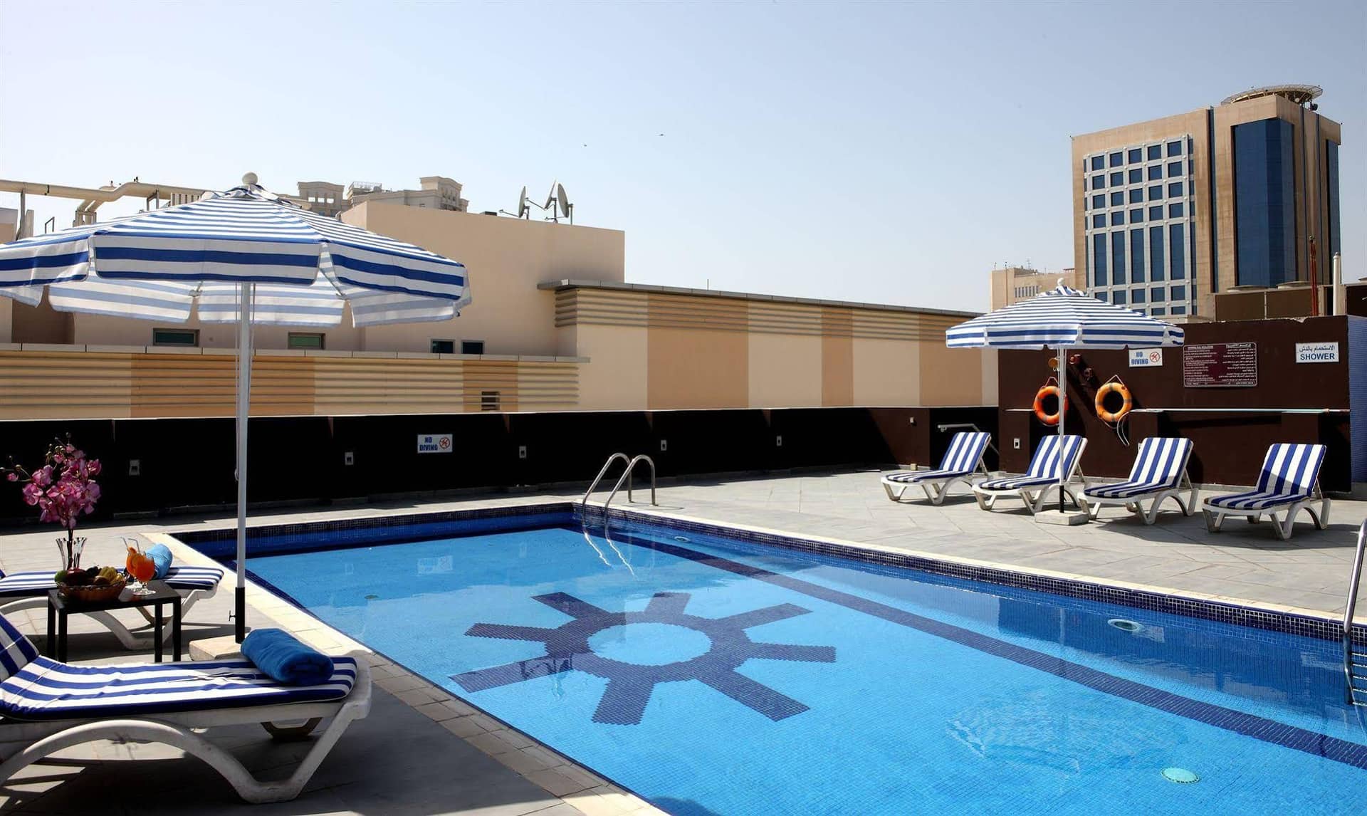 Royal Ascot Hotel Apartment Royal Ascot Hotel Apartment