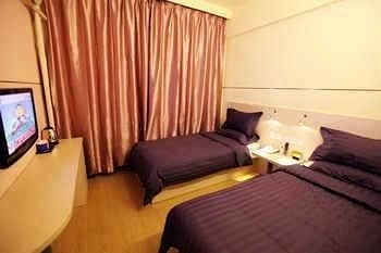 Zhangjiakou China Chamber Express Hotel3