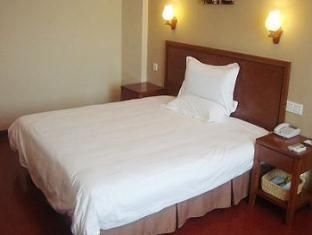 GreenTree Inn Jinan Honglou Square1