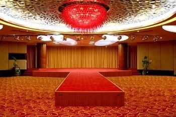 King Hall4