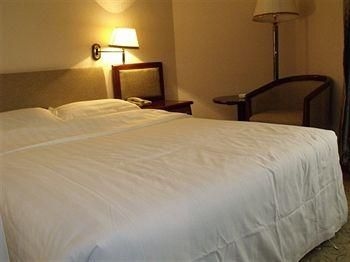 Jingu Qilong Hotel Beijing3