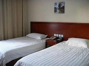 GreenTree Inn Jilin Wealth Square Hotel1