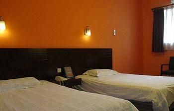 Motel168 Shanghai West Yan An Road Inn2