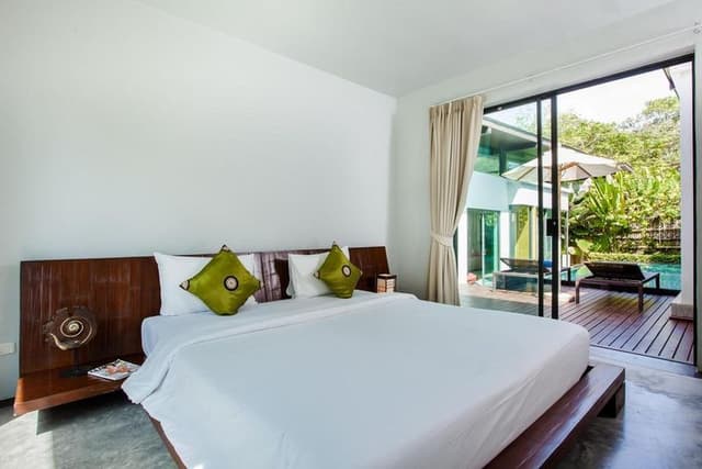 VILLA POOL VIEW ONE BEDROOM