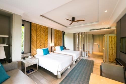 Grand Garden Pavilion King Room - Free Airport Shuttle