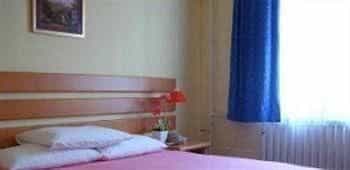 Home Inn Taiyuan Street - Shenyang Home Inn Taiyuan Street - Shenyang