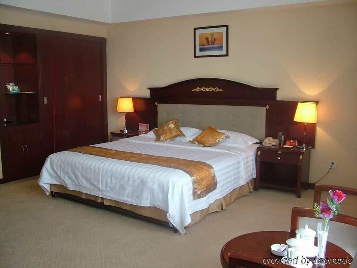 Fengjing Huating Business Hotel