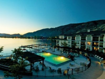 Walnut Beach Resort0