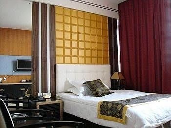 Milan Hotel - Huzhou0