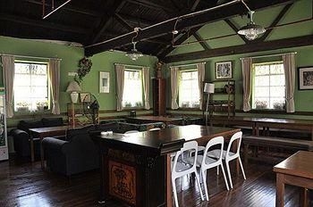 Le Tour Traveler's Rest Youth Hostel4