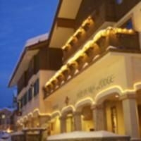 ซันพีคส์ลอดจ์ (Sun Peaks Lodge)1