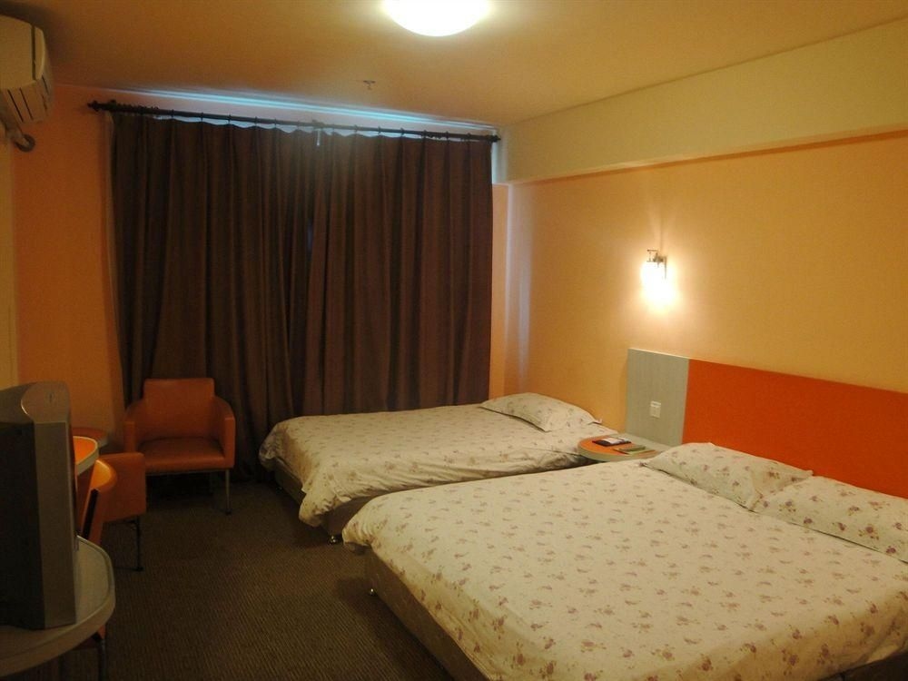 Motel 168 Jinhua Yang Guang Road Inn2