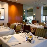 เดลต้า โฮเทลส์ บาย แมริออท แวนคูเวอร์ ดาวน์ทาวน์ สวีท (Delta Hotels by Marriott Vancouver Downtown Suites)1