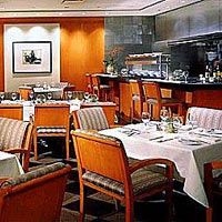 เดลต้า โฮเทลส์ บาย แมริออท แวนคูเวอร์ ดาวน์ทาวน์ สวีท (Delta Hotels by Marriott Vancouver Downtown Suites)2
