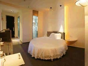 Motel168 Ronggui Middle Guizhou Road Inn Motel168 Ronggui Middle Guizhou Road Inn