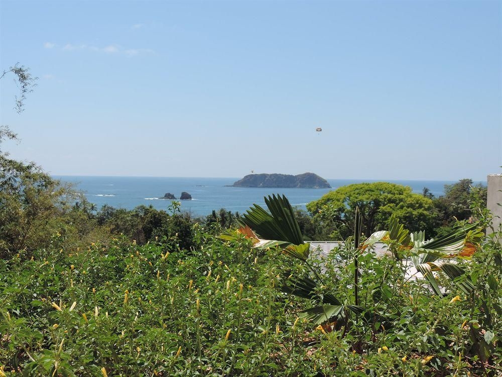 El Faro Beach Hotel3