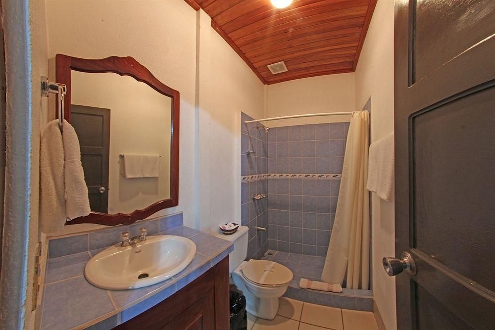 Hotel Coco Palms3