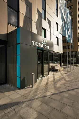 Motel One Hamburg-Alster Motel One Hamburg-Alster