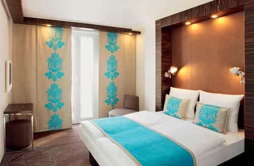 MOTEL ONE MUENCHEN SENDL TOR MOTEL ONE MUENCHEN SENDL TOR