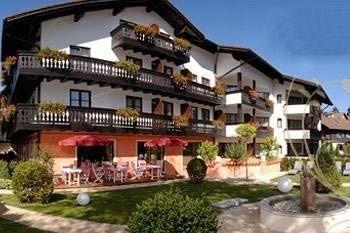 Kur-und Sporthotel Hirsch1