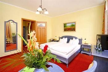 Hotel Garni Getreuer Eckart3