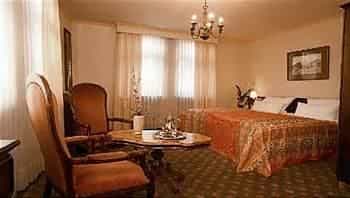 Hotel Michel Mort