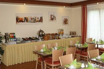Hotel Flora Moehringen1