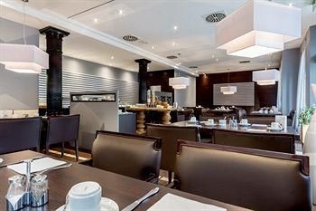 Hotel Am Blauen Wunder0