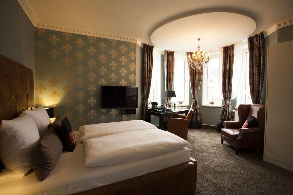 Georges Hotel & Boardinghouse0