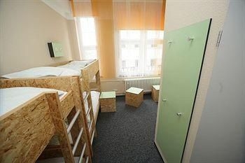Pathpoint Cologne Backpacker Hostel1