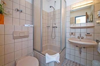 Astoria Comfort1