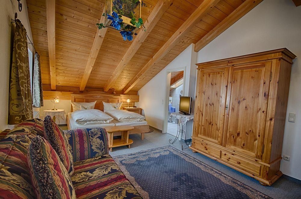Ferienhaus Fux Hotel Garni1
