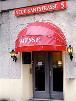 Hotel Pension Messe0