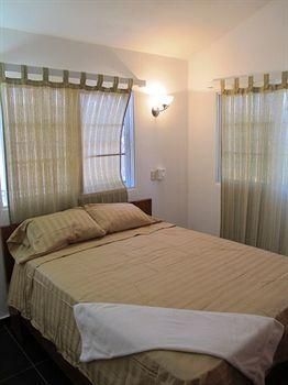 Mary Rose Condo Apartments0