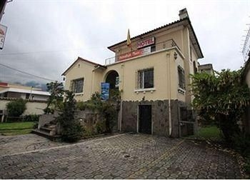Travellers Inn2