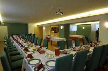 Arabella Hotel4