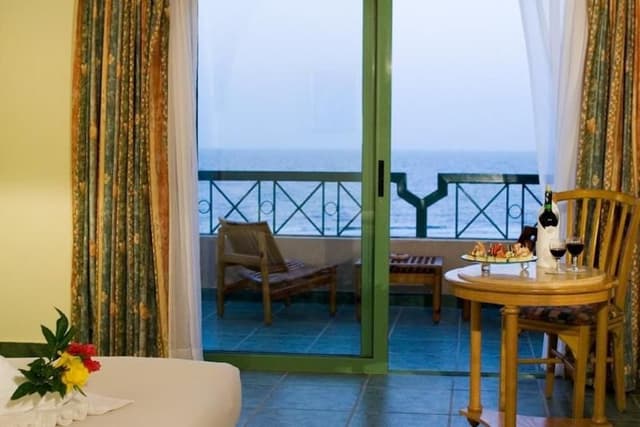 DOUBLE SEA VIEW