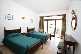 Azuline Hotel Llevant0