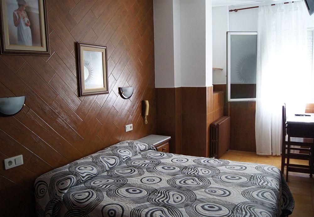 Hostal Sanmar1