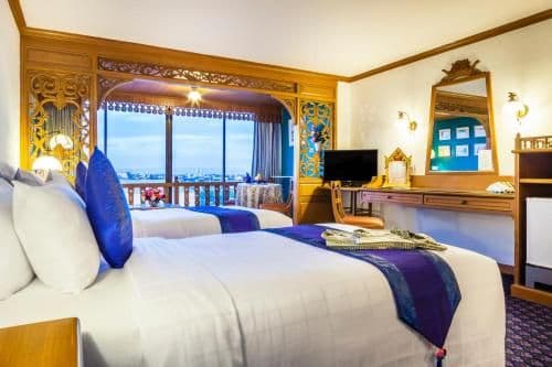 Deluxe Double or Twin Room