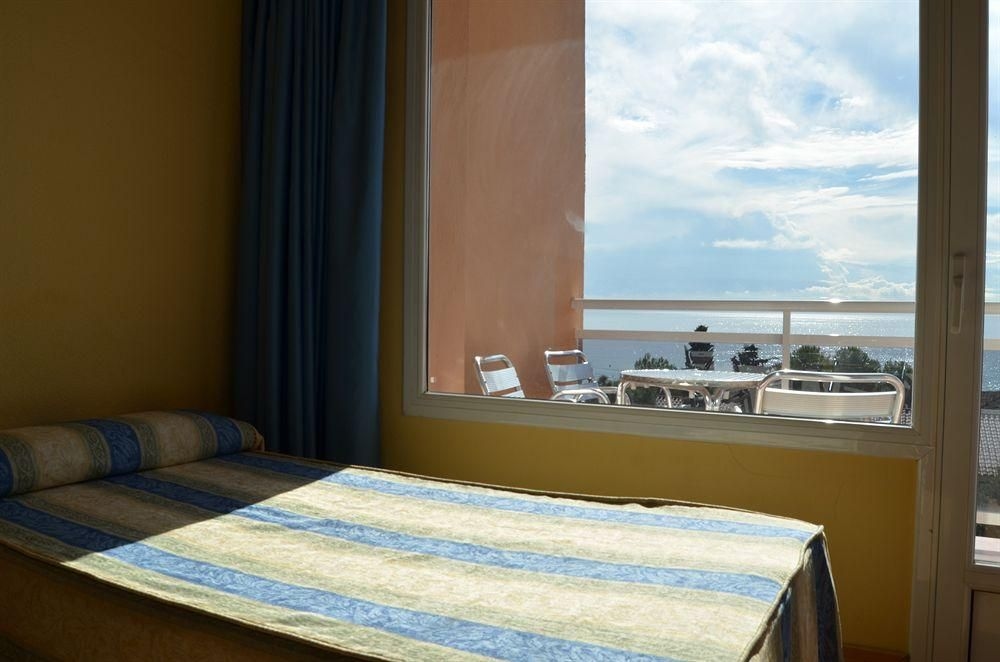 Hotel Sant Jordi0
