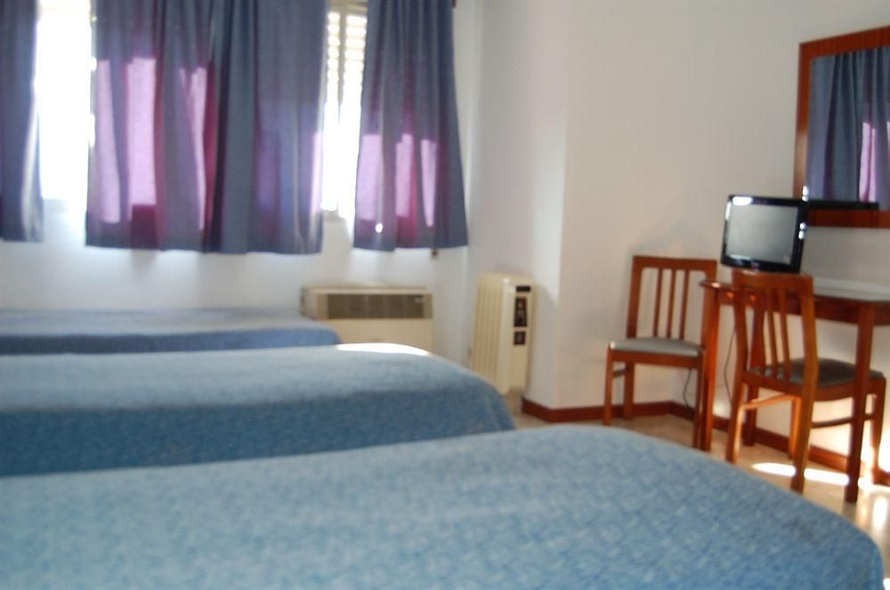 Hotel Marina Victoria1