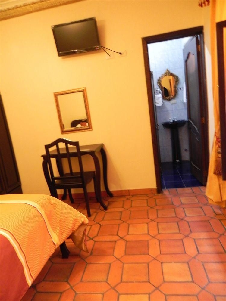 Hotel Vieja Mansion2
