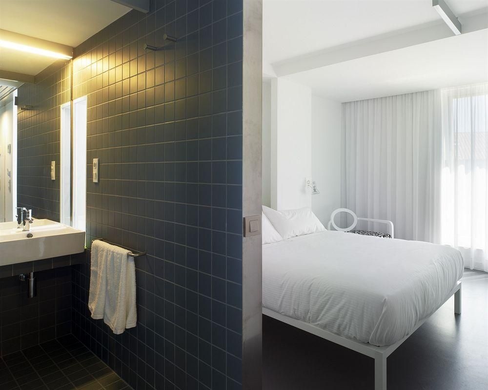 Moure Hotel1