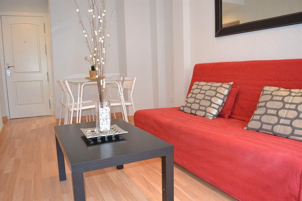 Apartamentos Fuencarral 503