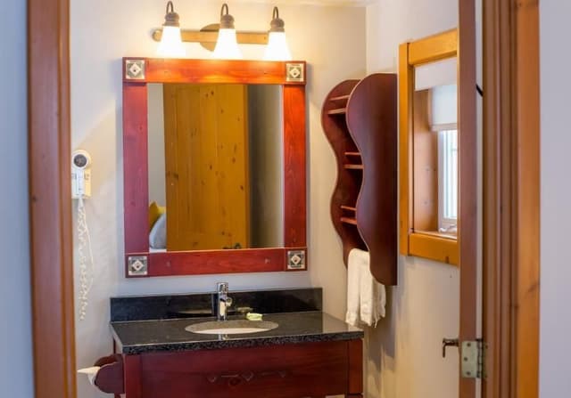 SUITE TWO BEDROOMS