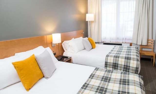 SUITE TWO QUEEN BEDS